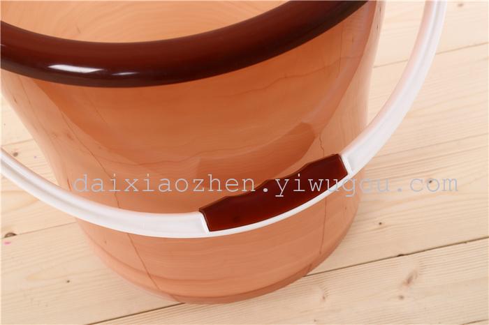 Plastic bucket high imitation jade bucket hand bucket with cover bucket.