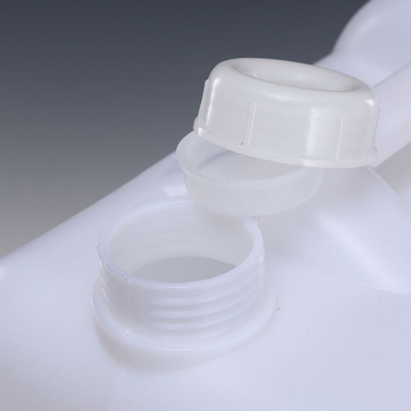 The Factory Direct sale 20L plastic barrel oil Barrel 40 Jin plastic pot thickening food grade Pure raw material barrel The Factory Direct sale 20L plastic barrel oil Barrel 40 Jin plastic pot thickening food grade Pure raw material barrel
