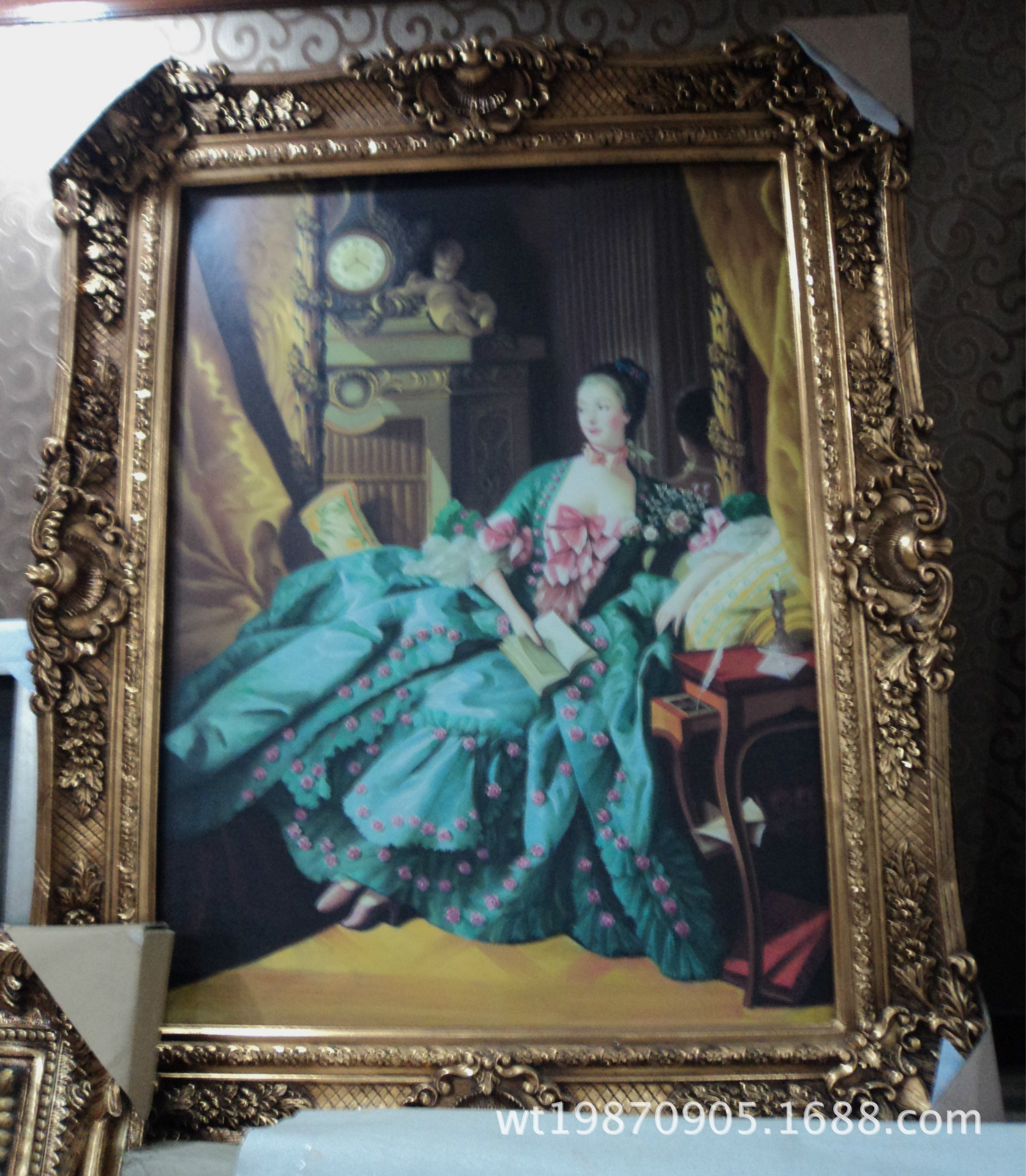Antique Resin Photo Frame Carved European Canvas Frame Factory Direct Sales Cheap Wholesale 90x120 Gold