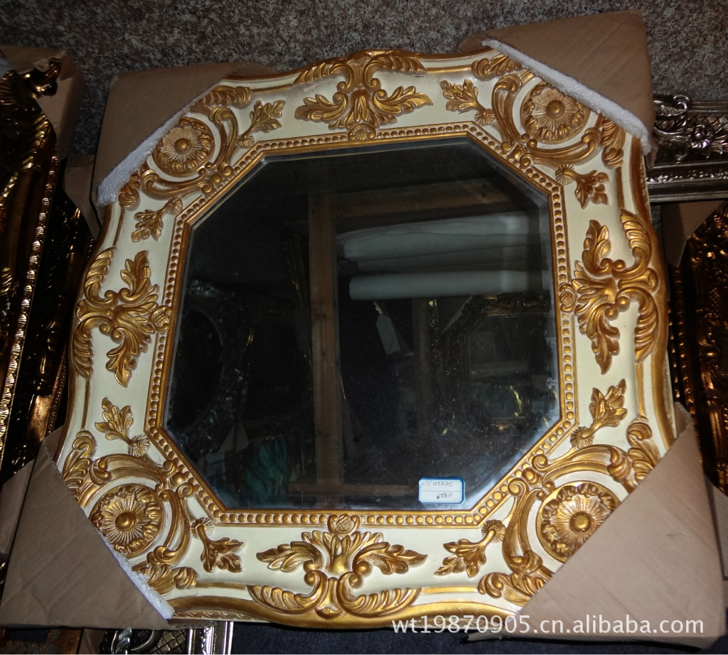 Antique Resin Photo Frame Carved European Canvas Frame Factory Direct Sales Cheap Wholesale 90x120 Gold