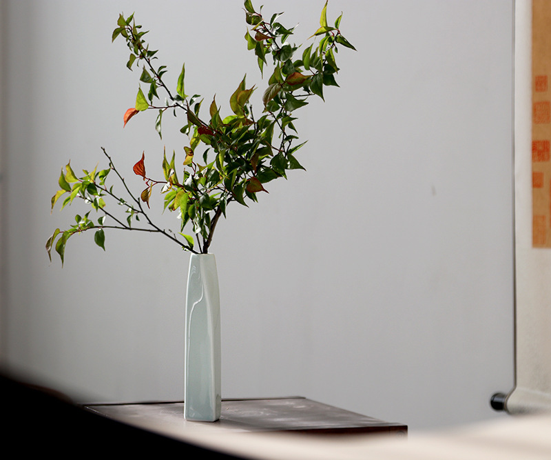 Jingdezhen Ceramic Vase Decoration Retro New Chinese Style Zen Vase Simple Porcelain craft Jingdezhen Ceramic Vase Decoration Retro New Chinese Style Zen Vase Simple Porcelain craft