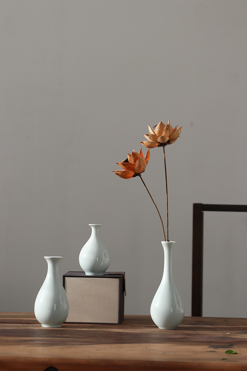 Jingdezhen Ceramic Vase Decoration Retro New Chinese Style Zen Vase Simple Porcelain craft Jingdezhen Ceramic Vase Decoration Retro New Chinese Style Zen Vase Simple Porcelain craft