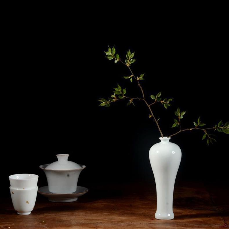Jingdezhen Ceramic Vase Decoration Retro New Chinese Style Zen Vase Simple Porcelain craft Jingdezhen Ceramic Vase Decoration Retro New Chinese Style Zen Vase Simple Porcelain craft