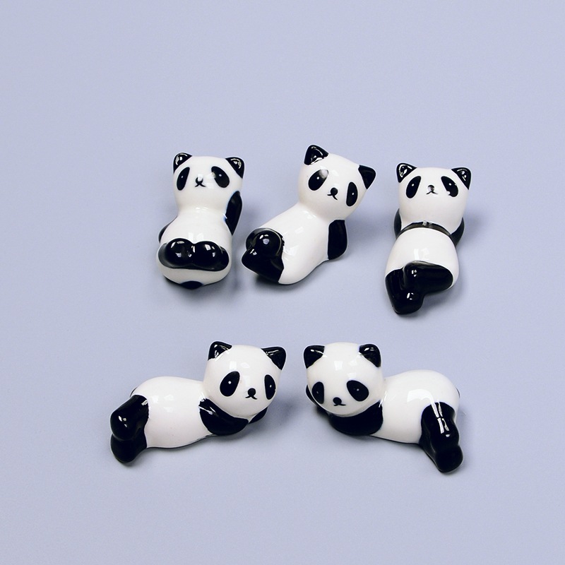 Baoyun Zakka Japanese Style Groceries Chopsticks Shelf Ceramic Chopsticks Rest Chopsticks Shelf Panda Porcelain craft