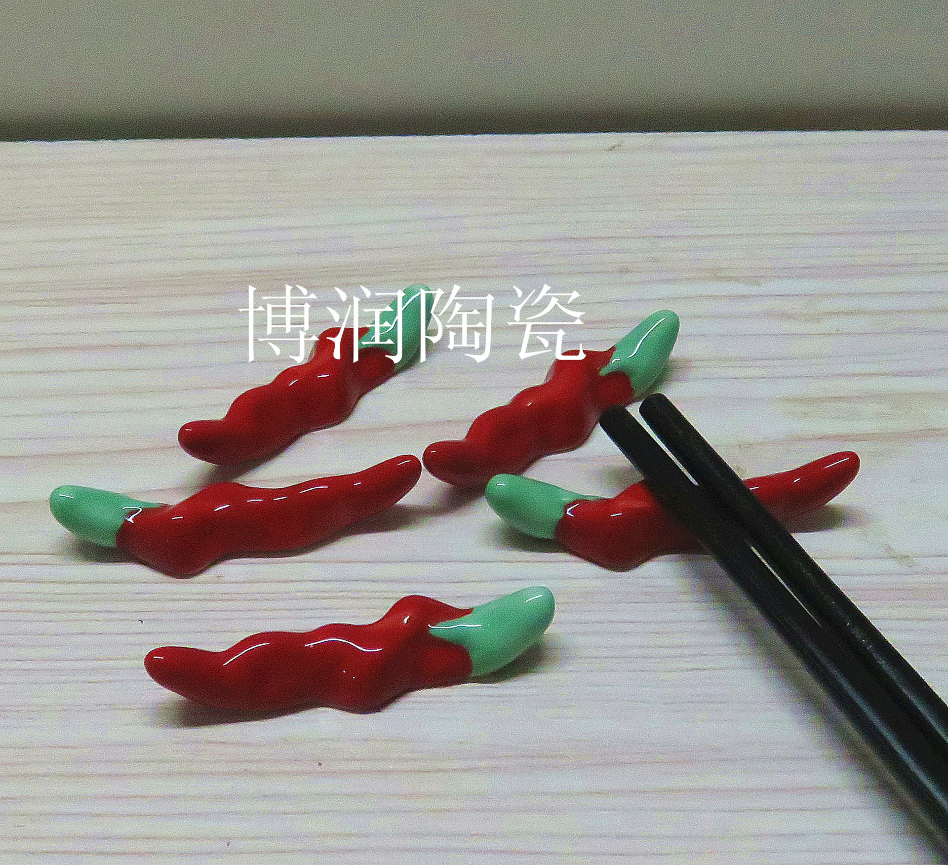 Baoyun Zakka Japanese Style Groceries Chopsticks Shelf Ceramic Chopsticks Rest Chopsticks Shelf Panda Porcelain craft