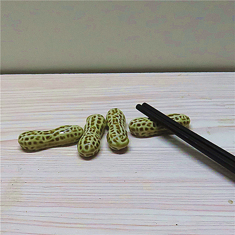 Baoyun Zakka Japanese Style Groceries Chopsticks Shelf Ceramic Chopsticks Rest Chopsticks Shelf Panda Porcelain craft