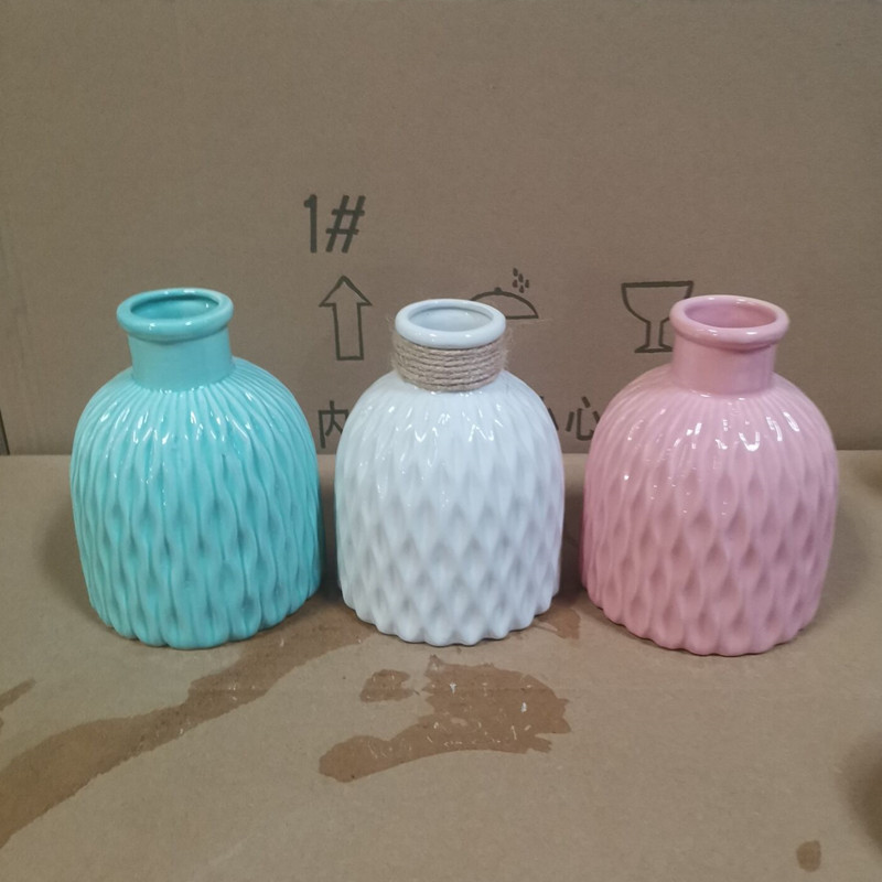 Wholesale Spot All Kinds of Creative Ceramic Crafts Ceramic Vase Flower Arrangement Artificial Porcelain craft