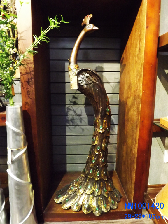 New Chinese Hotel tea house in Southeast Asia the Peacock home decor ornaments