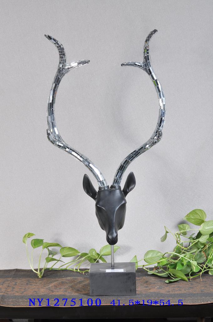 Southeast Asian home decor modern European-American wind technology of sheep&#039;s head TV console Cabinet decoration