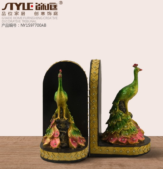 Factory direct modern continental Southeast Asia new new Peacock home decor craft wedding gifts