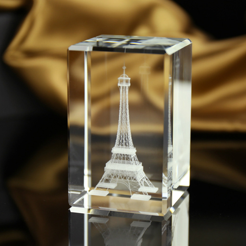 Manufacturers direct selling 3D crystal crafts inside the Eiffel Tower decoration creative customized logo patterns
