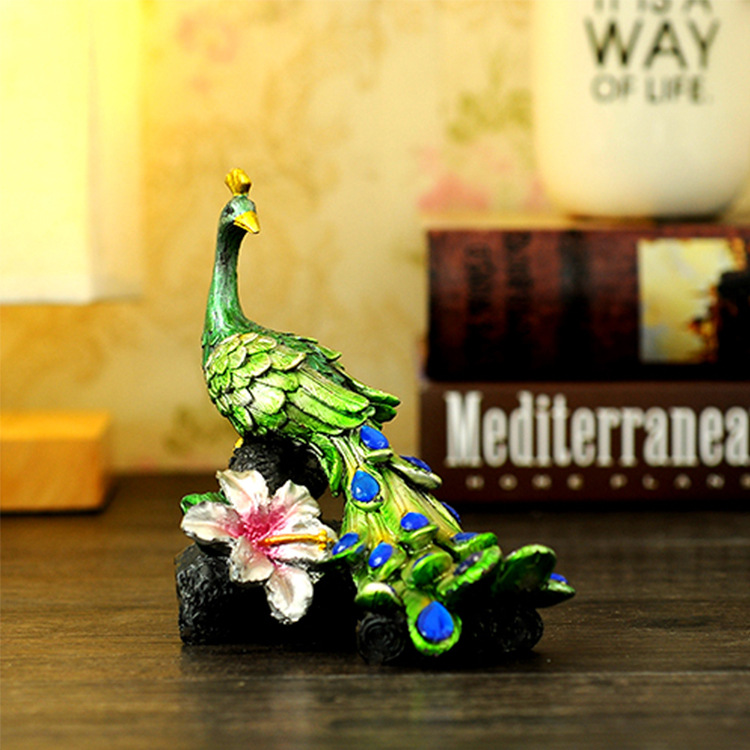 Mascot resin crafts peacock decoration creative gifts home office decoration gift manufacturers direct sales