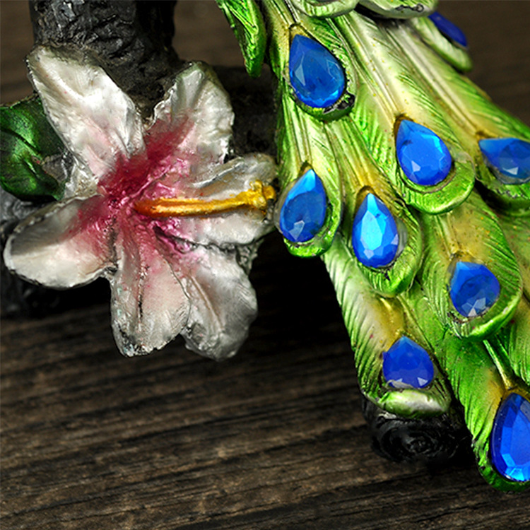 Mascot resin crafts peacock decoration creative gifts home office decoration gift manufacturers direct sales