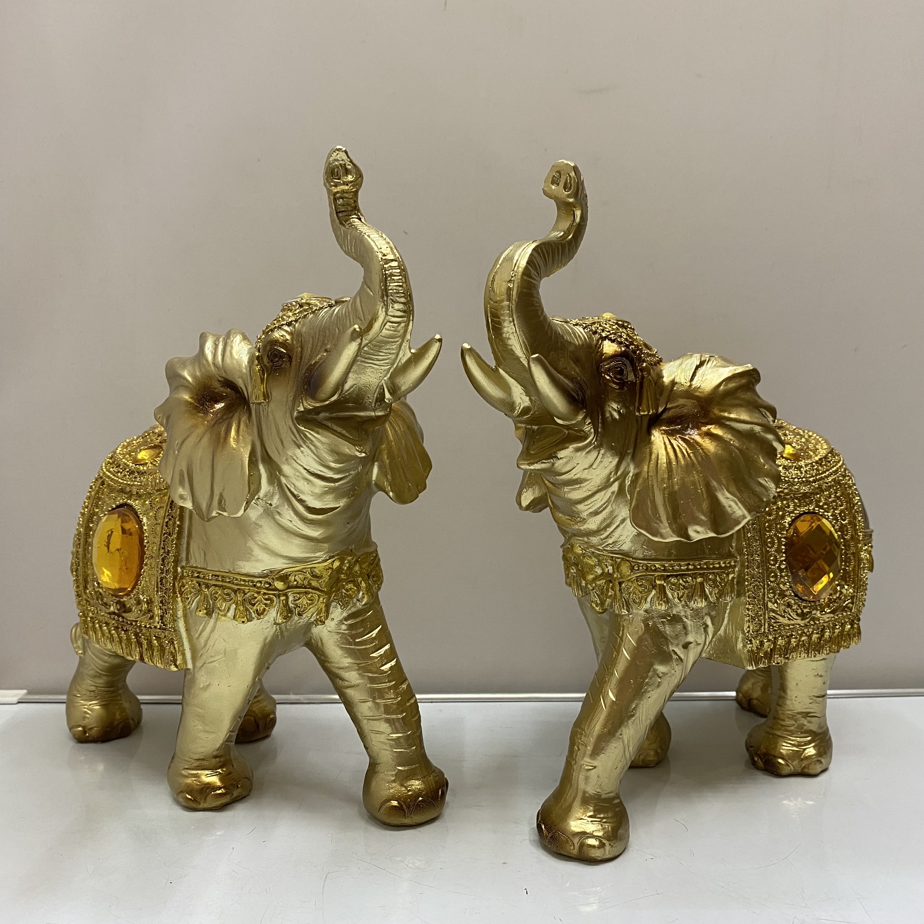 Resin Crafts Southeast Asian Style Golden Object Home Living Room Entrance Decorative Craft Gift Small Ornaments Resin Crafts Southeast Asian Style Golden Object Home Living Room Entrance Decorative Craft Gift Small Ornaments