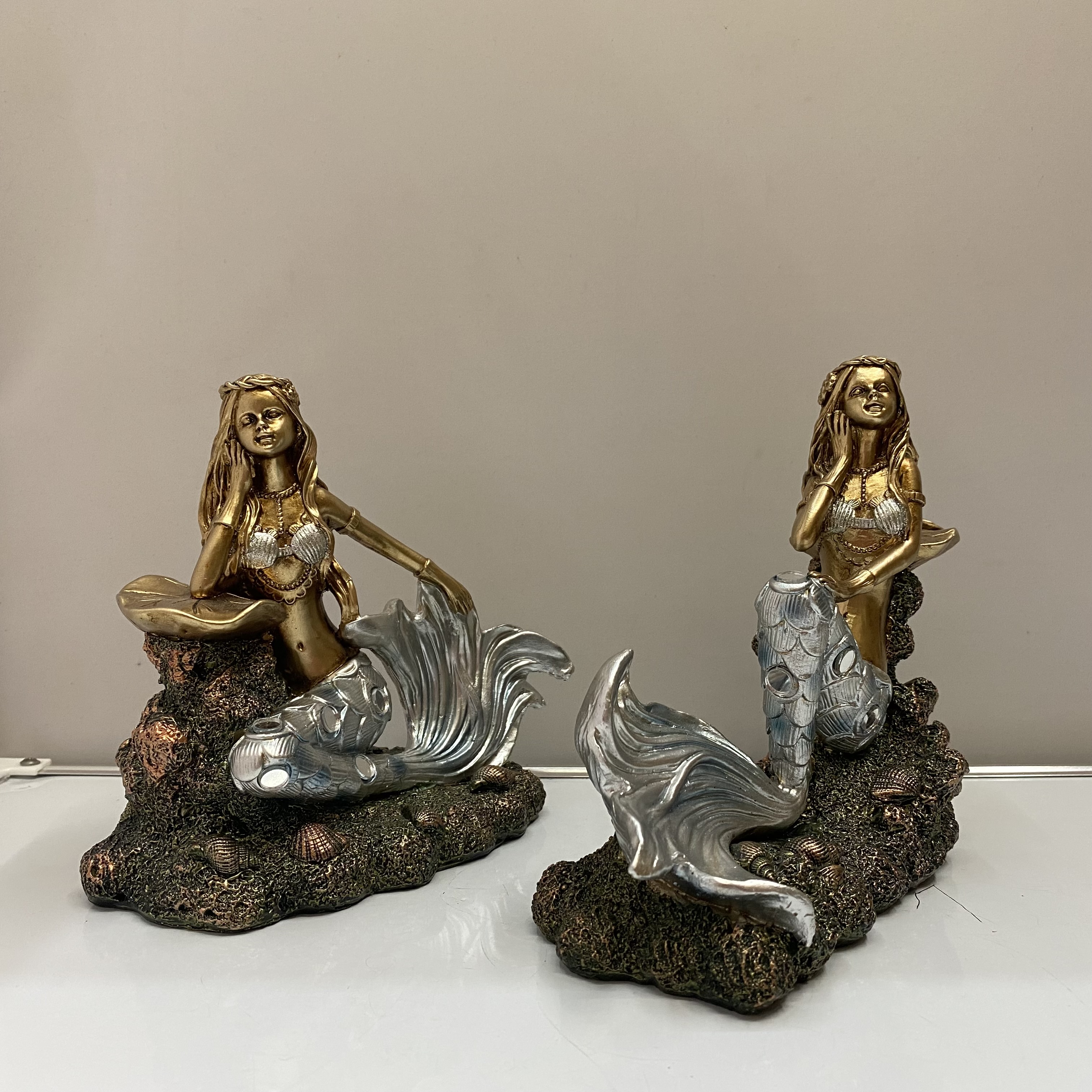 Resin Crafts Modern Simple Cover Two Mermaid Decoration TV Cabinet Wine Cabinet Living Room Craft Gift Decoration