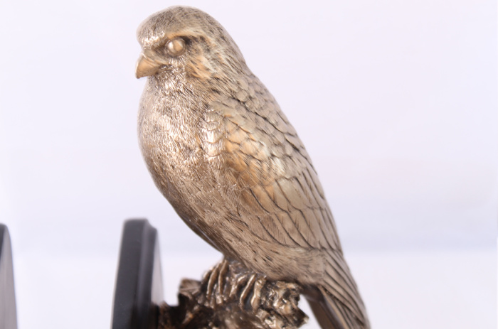 Resin Crafts Modern Minimalist Bronze Bird Bookend Decoration Living Room Cabinet Study Room Decoration Decoration Resin Crafts Modern Minimalist Bronze Bird Bookend Decoration Living Room Cabinet Study Room Decoration Decoration
