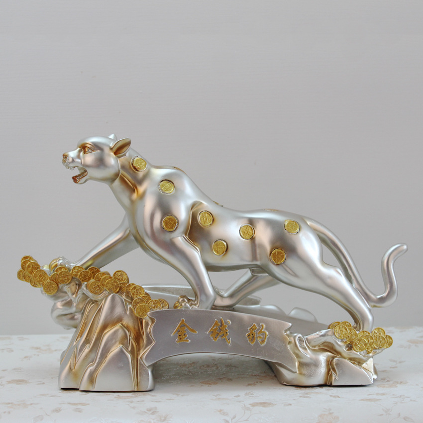 Resin Crafts New Wood Color Golden Leopard Home Decorations Wine Cabinet Decoration Creative Business Gifts