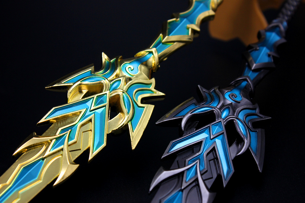 Hammer Blue Silver Tyrannite Gun Chen Xin Seven Killing Sword Sleeve Sword Buddha Anger Tang Lian Model Toy Decoration