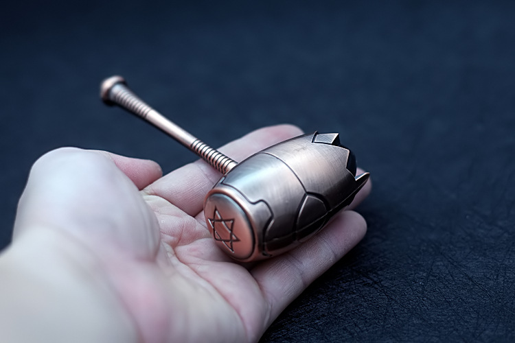 Hammer Blue Silver Tyrannite Gun Chen Xin Seven Killing Sword Sleeve Sword Buddha Anger Tang Lian Model Toy Decoration