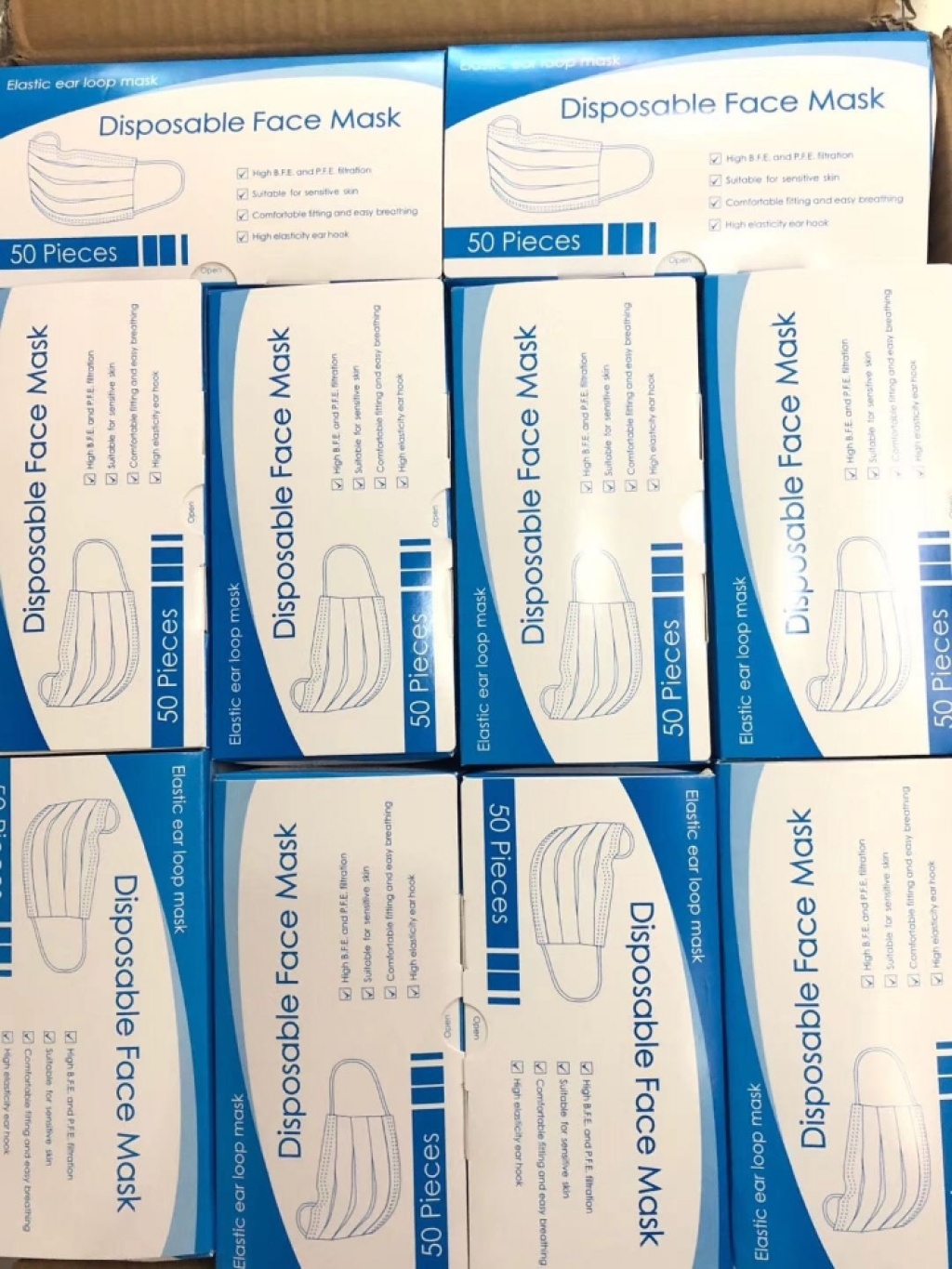 The Disposable fusible spray cloth three - layer of injured respirator non - medical respirator
