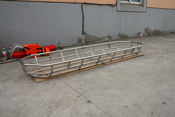 Stainless steel basket stretcher foldable helicopter sea rescue stretcher can be split ship type stretcher