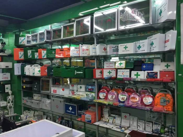 A breathable sterilization sterilization haemostatic bandage OK stretch wear plain wound paste medical hemostatic A breathable sterilization sterilization haemostatic bandage OK stretch wear plain wound paste medical hemostatic