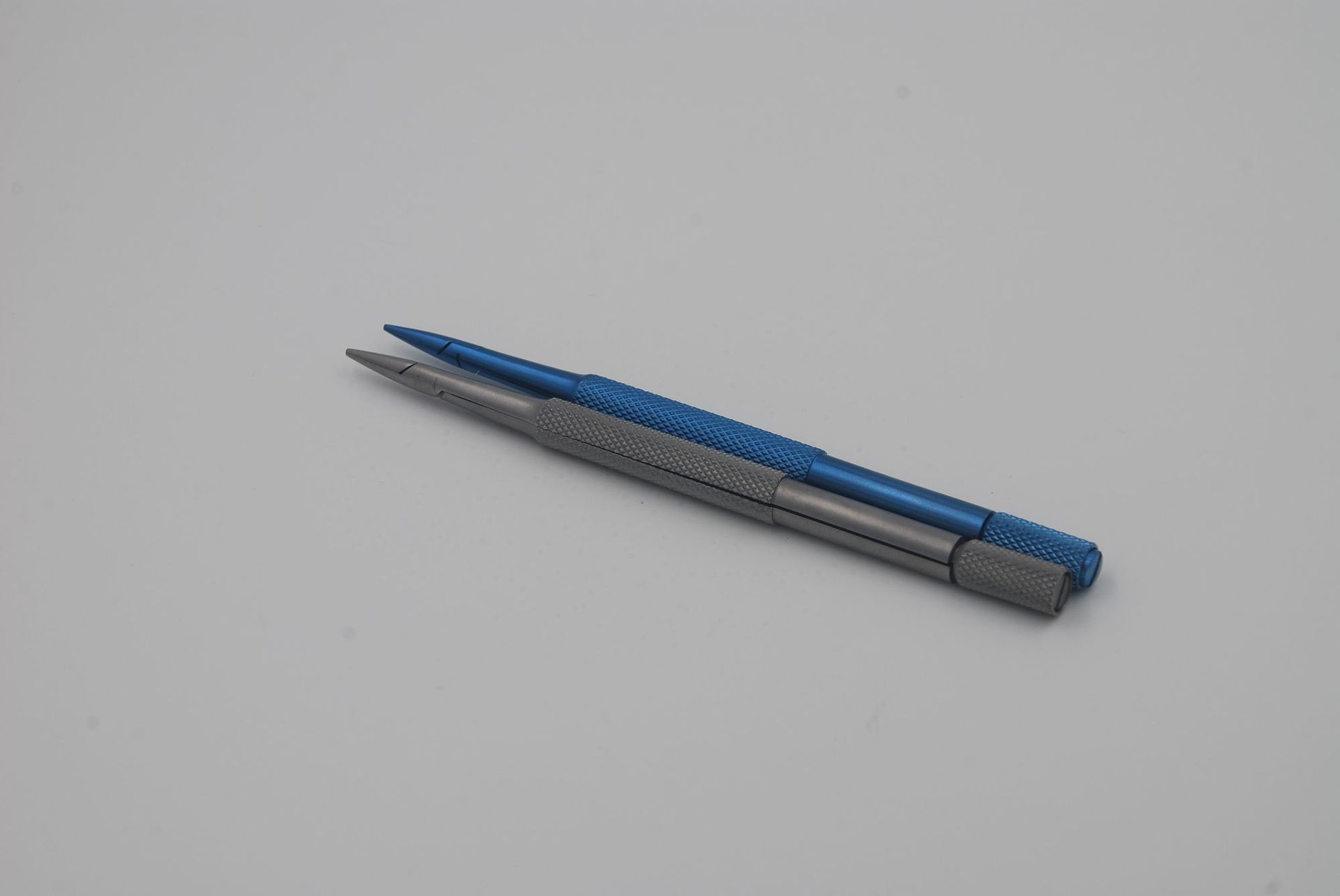 Microsurgical Instrument, Stainless Steel Titanium Alloy Blade Gripper. Ophthalmic Surgical Instrument Blade Clip