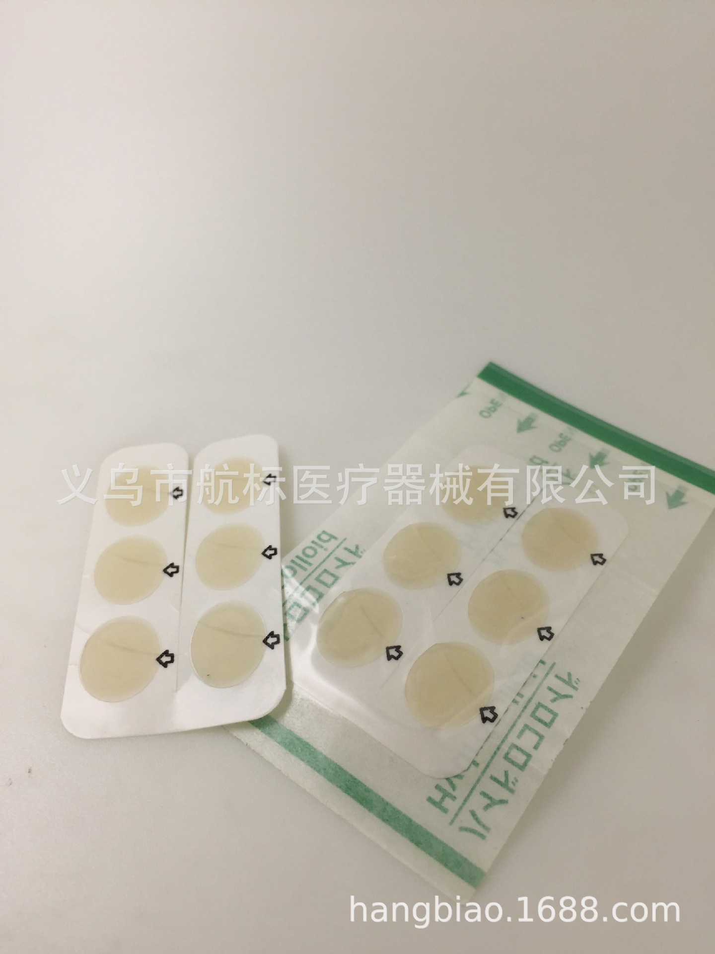 Sandal insole half yard pad with adhesive gel after grinding with shoe material before pad heel pad gel foam pad