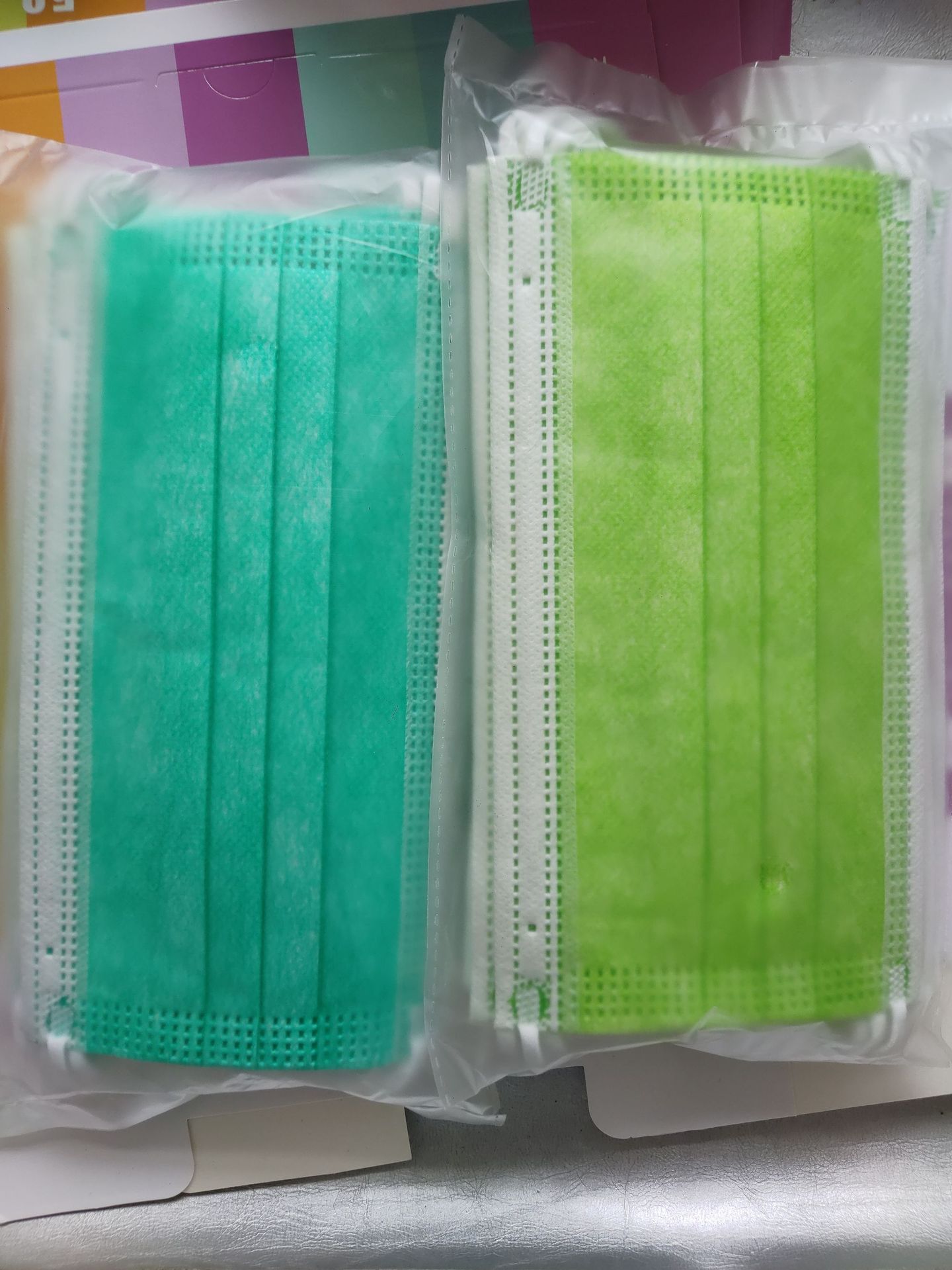 Perfume Mask Purple yellow yellow powder Sky Blue Green Bright Red colorful Orange melt Spray Cloth brand New color box