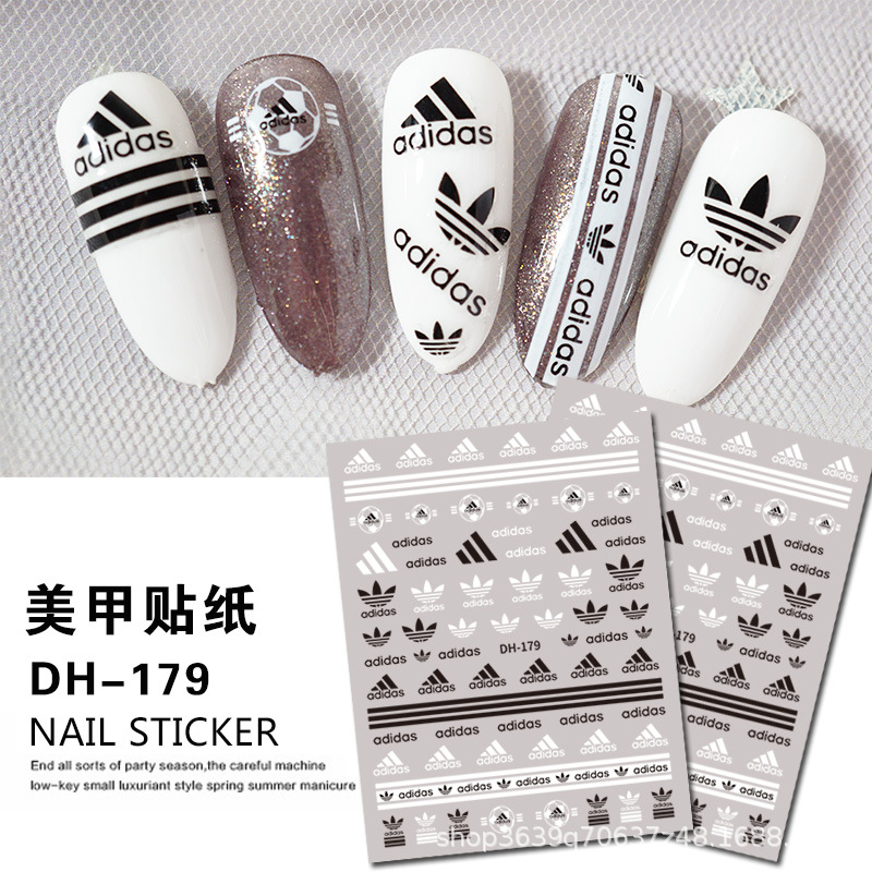 Japanese Nail Sticker Champagne Gold Nail Sticker 3D with Adhesive Graceful Nail Sticker Decorative Nail Shaped Piece