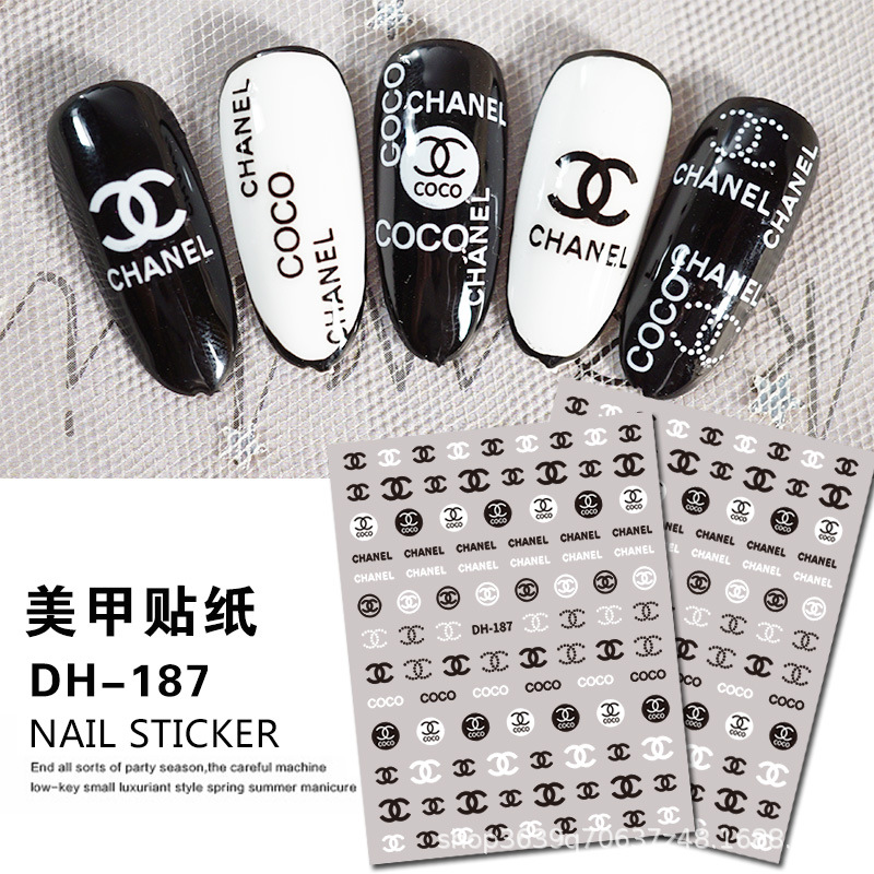 Japanese Nail Sticker Champagne Gold Nail Sticker 3D with Adhesive Graceful Nail Sticker Decorative Nail Shaped Piece