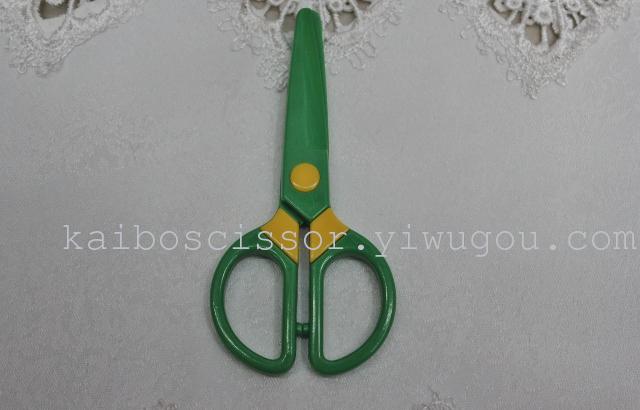 Full plastic nail scissors spring safety KB8017 card for KAIBO cable heart-shaped scissors factory