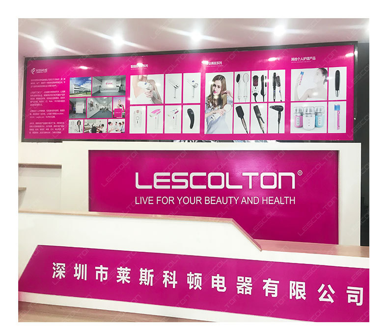 Lescolton's new infrared laser hair helmet home beauty kit anti-hair loss hair hats are for both men and women Lescolton's new infrared laser hair helmet home beauty kit anti-hair loss hair hats are for both men and women