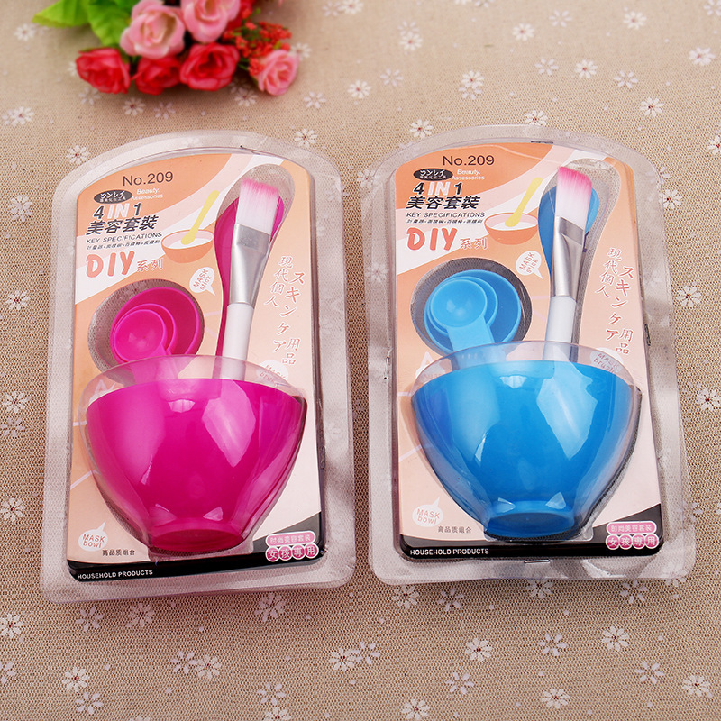 Korean diy beauty mask bowl set of makeup set of four pieces of plastic portable 4 in 1 mask kit wholesale Korean diy beauty mask bowl set of makeup set of four pieces of plastic portable 4 in 1 mask kit wholesale