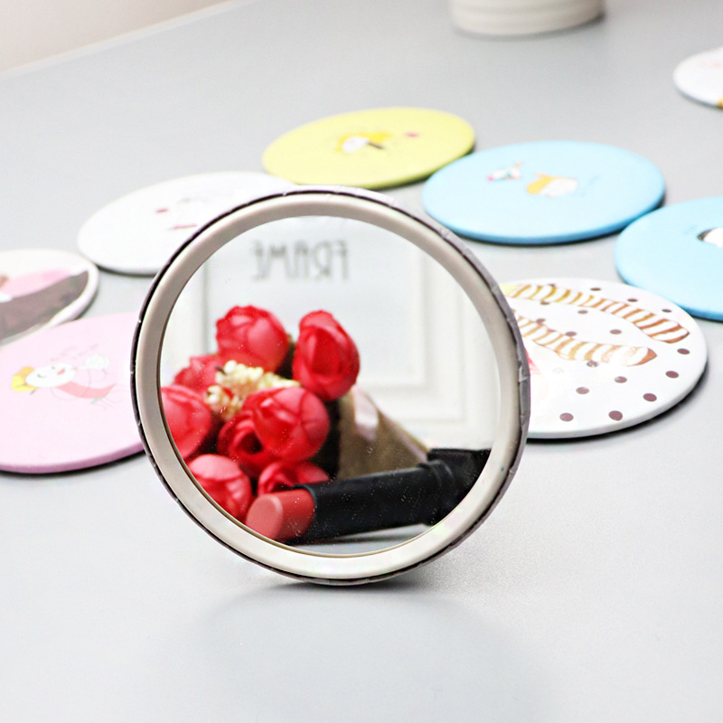 T Korean Style Cute Cartoon Small Mirror Makeup Mirror Makeup on the Go Mirror Wholesale Special Offer