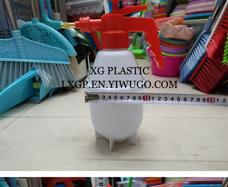 0.8/1.5/2L spray bottle sanitation epidemic prevention empty spray bottle gardening plant watering can durable sprayer