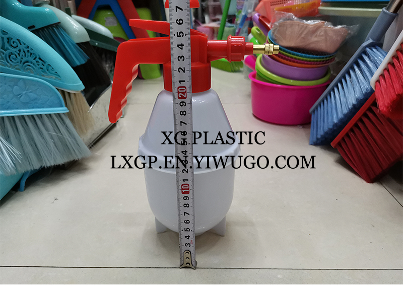 0.8/1.5/2L spray bottle sanitation epidemic prevention empty spray bottle gardening plant watering can durable sprayer