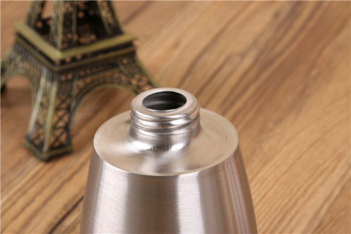 Factory Direct Sales High-End Creative 304 Stainless Steel Sprinkling Can Spray Bottle Alcohol Sprinkling Can Factory Direct Sales High-End Creative 304 Stainless Steel Sprinkling Can Spray Bottle Alcohol Sprinkling Can