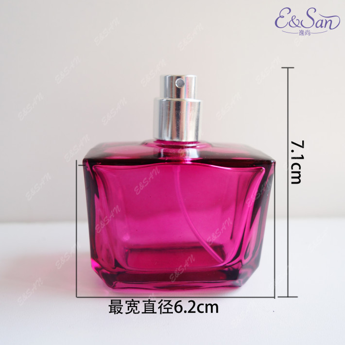 Four color spray bottle glass perfume spray packaging of cosmetics bottles Four color spray bottle glass perfume spray packaging of cosmetics bottles