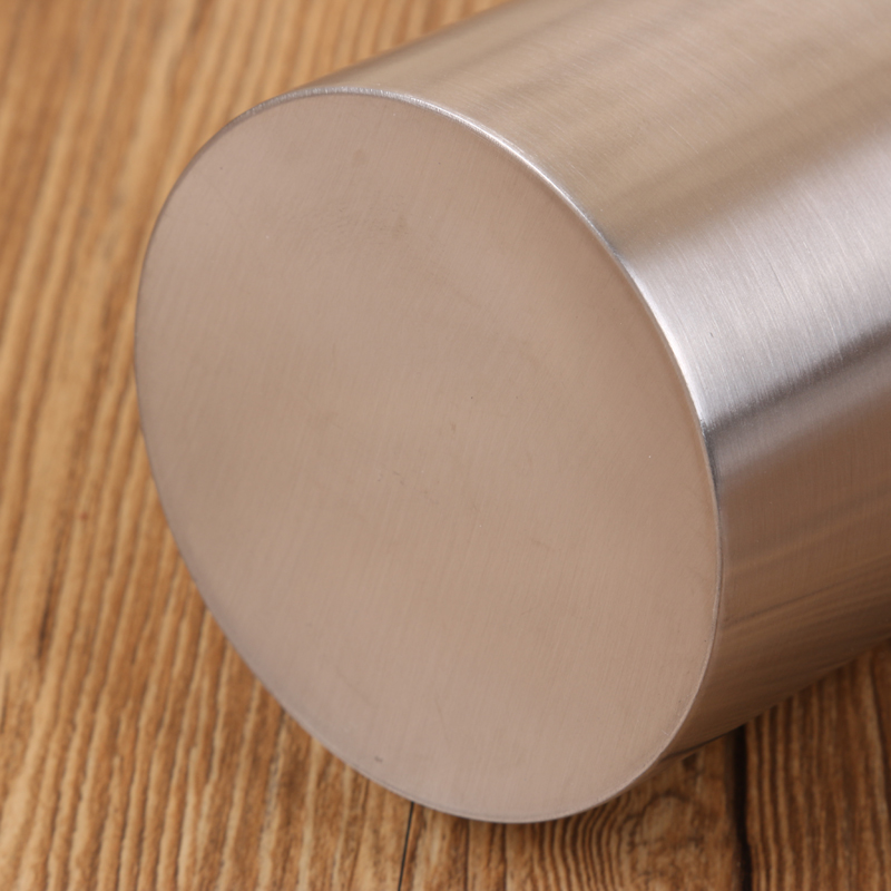 Factory Direct Sales Spot 304 Stainless Steel Small Spray Bottle Watering Hair Sprinkling Can Oil Dispenser 500ml