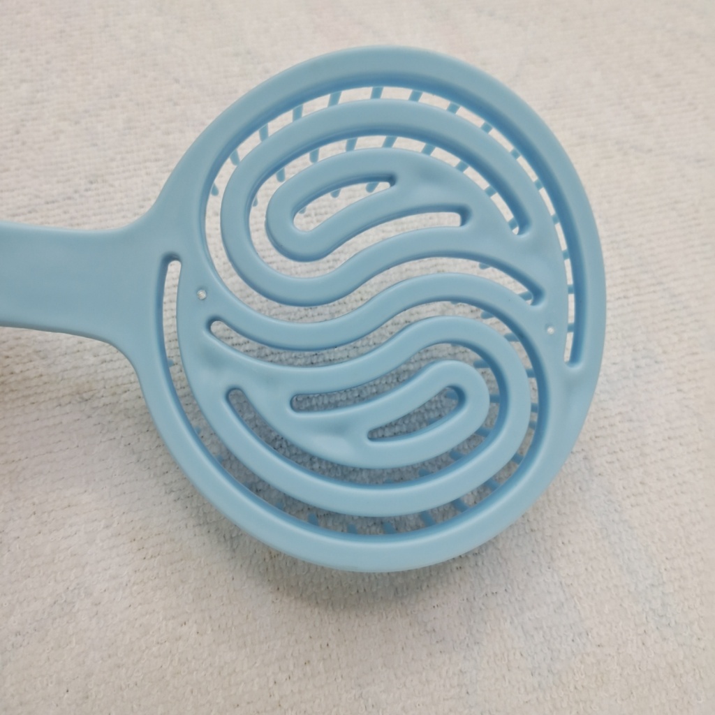 Comb Cute Japanese Girl Heart Bangs Portable Models Small Children Girl No Knot Anti-Static Not Easy to Break Comb Cute Japanese Girl Heart Bangs Portable Models Small Children Girl No Knot Anti-Static Not Easy to Break