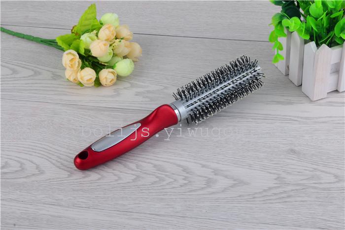 Massage the comb air cushion to comb the large plate to comb the static electricity. Massage the comb air cushion to comb the large plate to comb the static electricity.
