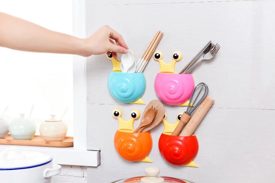 Snail tooth brush holder suction wall toothpaste comb debris rack. Snail tooth brush holder suction wall toothpaste comb debris rack.