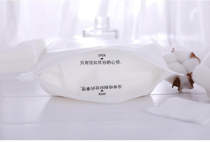 Non-Woven Fabric Cotton Pads Wet Compress Cotton Stretchable Water-Saving Thin Bag 200 Pieces Non-Woven Fabric Cotton Pads Wet Compress Cotton Stretchable Water-Saving Thin Bag 200 Pieces