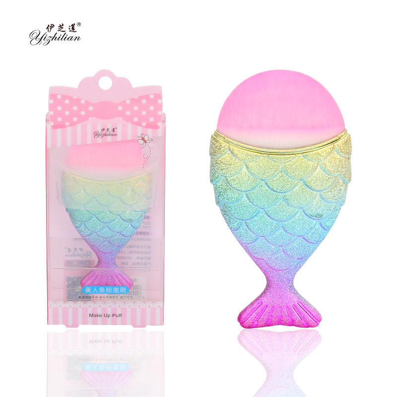 The new ice cream fish mermaid makeup brush, paint and contouring brush, blusher brush, comes in a single size of 221