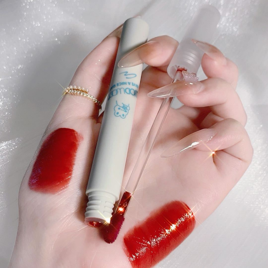 WODWOD Lips Gloss Silk Mist Soft Lip Mud Glass Lip Lacquer Chestnut Orange Brown Female Student Cheap Matte Lipstick