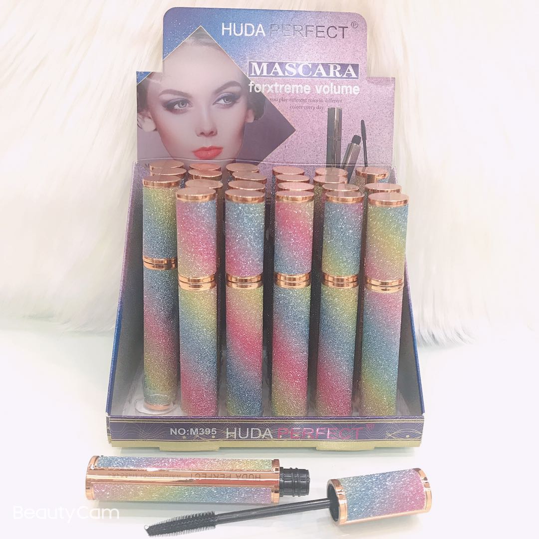 The new hot selling star tube mascara is slim, thick and poor