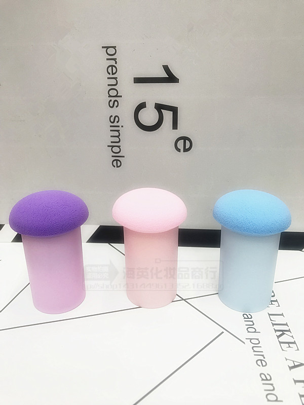 Foreign trade domestic sales of the new macaron color makeup powder puff makeup brush makeup tools easier to use