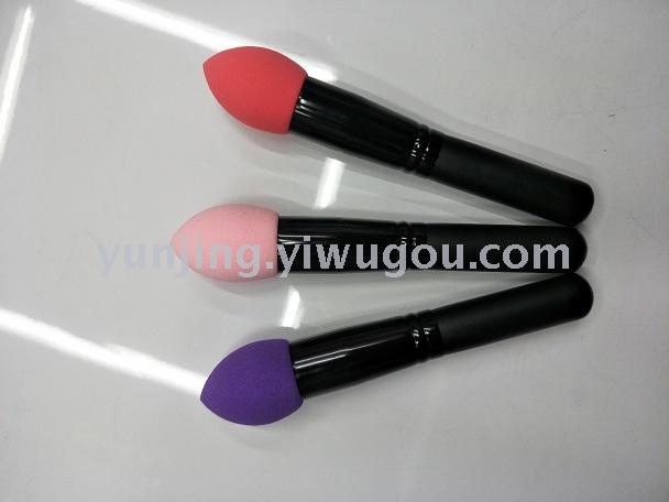 Mushroom head shaped puff long handle water paint torch head blush brush brush brush powder puff