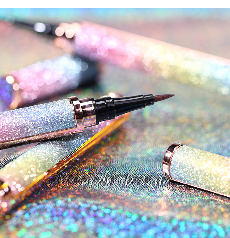 Leezi/Liz bright star charm black makeup eyeliner waterproof not easy to halo makeup smooth liquid eyeliner Leezi/Liz bright star charm black makeup eyeliner waterproof not easy to halo makeup smooth liquid eyeliner